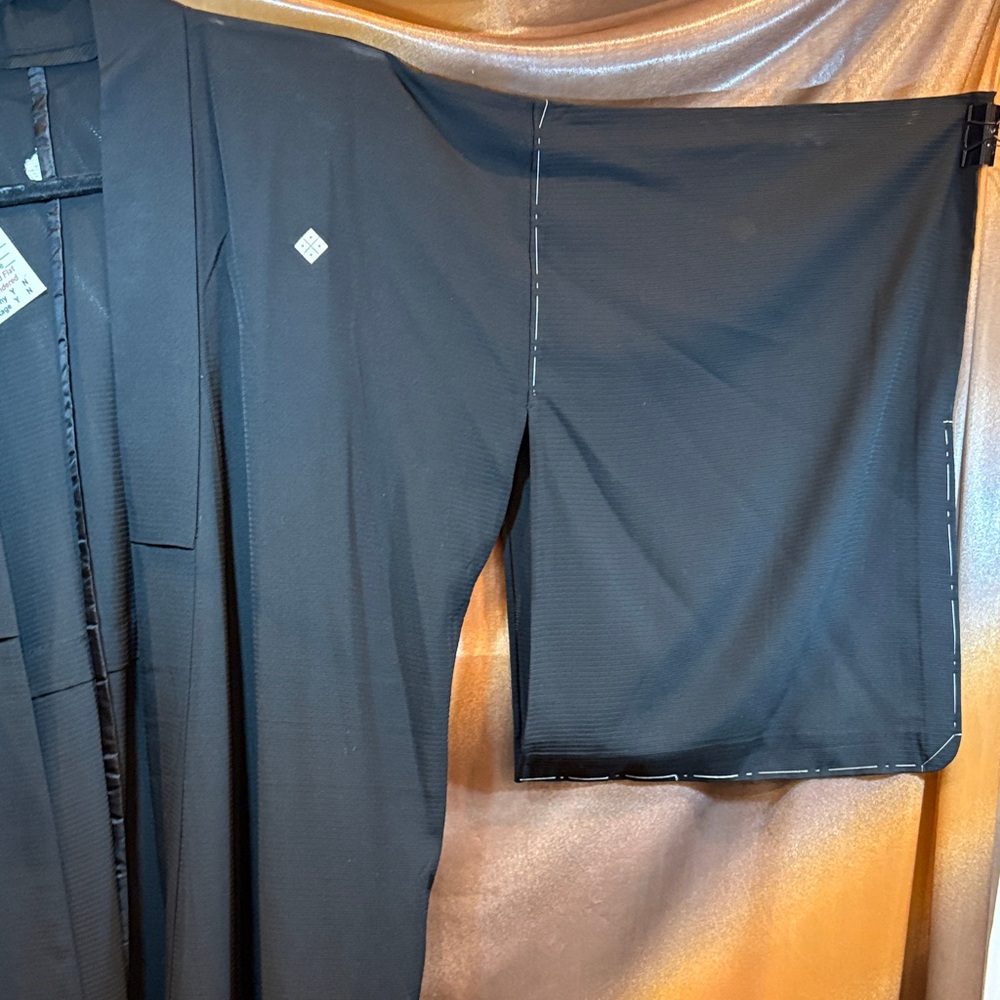 Elegant vintage‎ extra long sheer Black Kimono 404